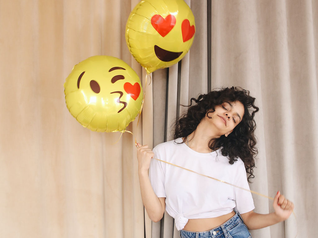 emoji balloons